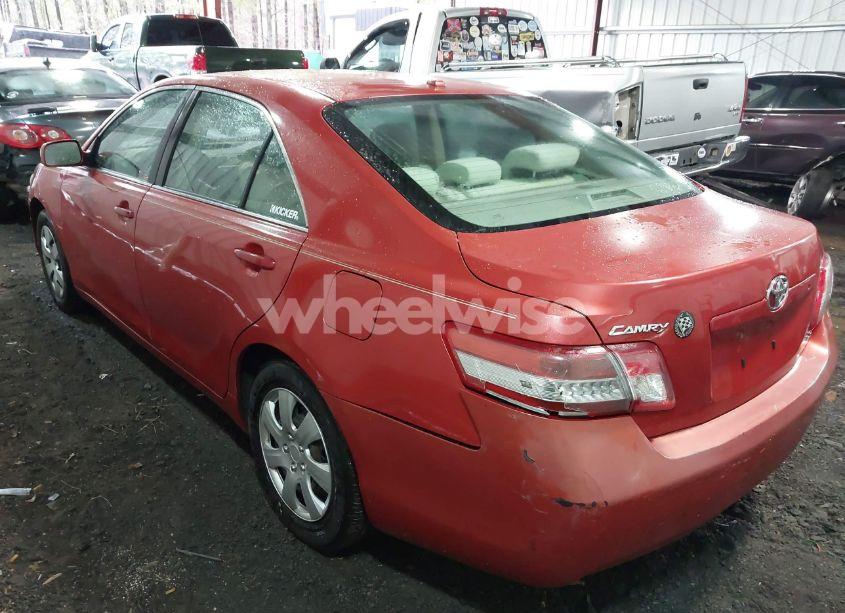 Photo 3 of 2010 Toyota Camry LE (VIN 4T1BF3EK9AU090533)