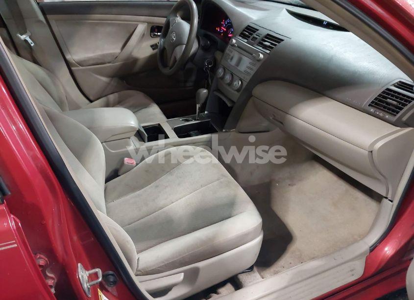 Photo 5 of 2010 Toyota Camry LE (VIN 4T1BF3EK9AU090533)