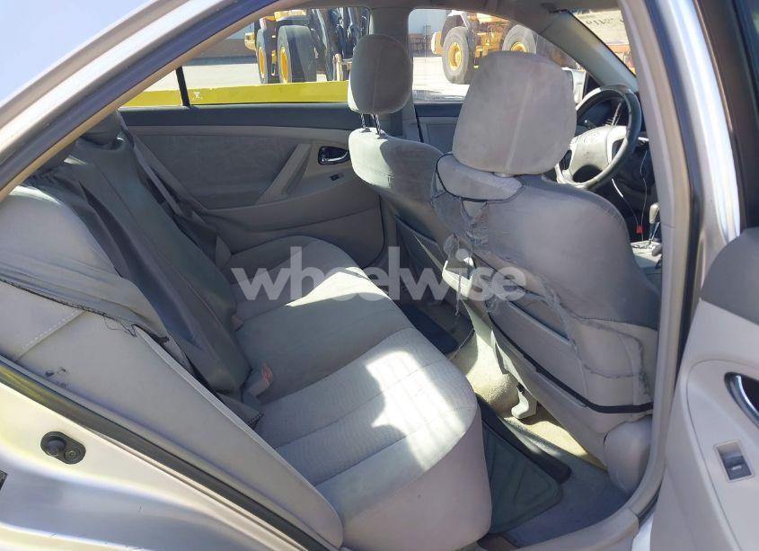 Photo 8 of 2010 Toyota Camry LE (VIN 4T1BF3EK9AU091178)