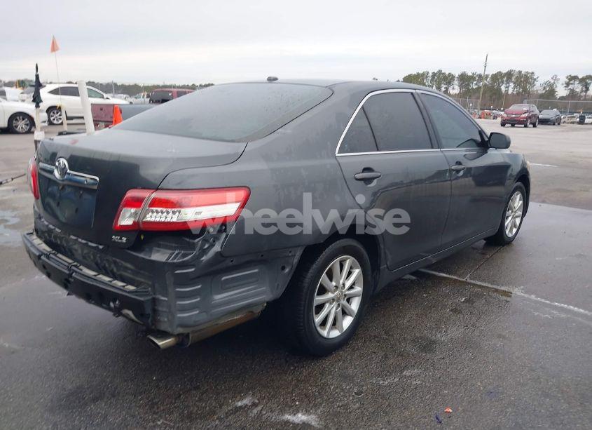 Photo 4 of 2010 Toyota Camry XLE (VIN 4T1BF3EK9AU110506)