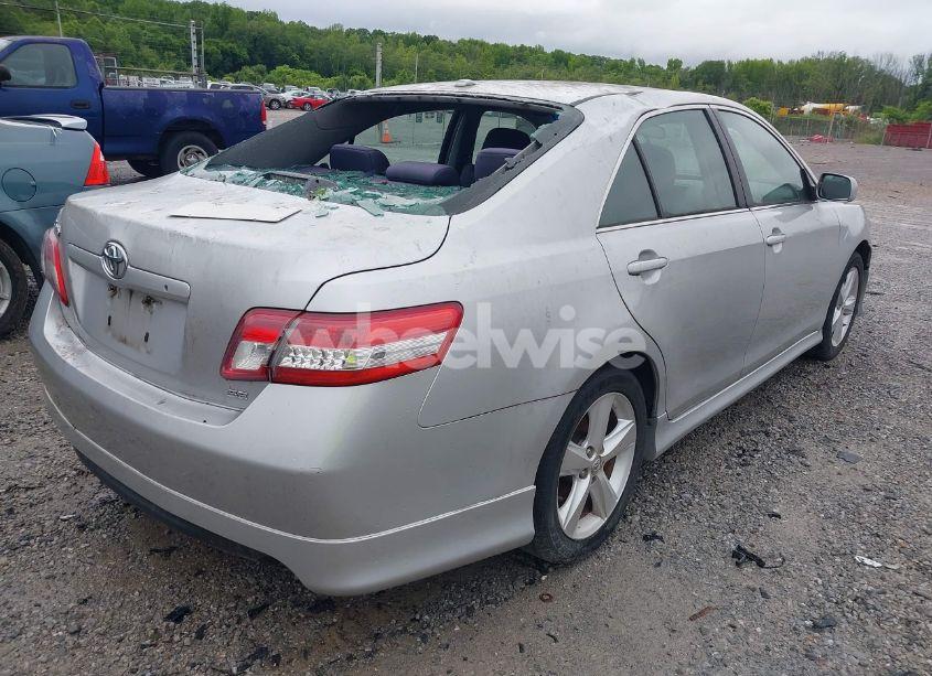Photo 4 of 2010 Toyota Camry SE (VIN 4T1BF3EK9AU507343)