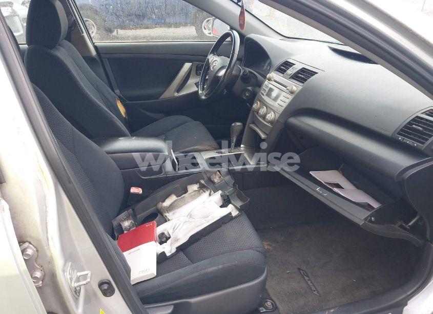 Photo 5 of 2010 Toyota Camry SE (VIN 4T1BF3EK9AU507343)