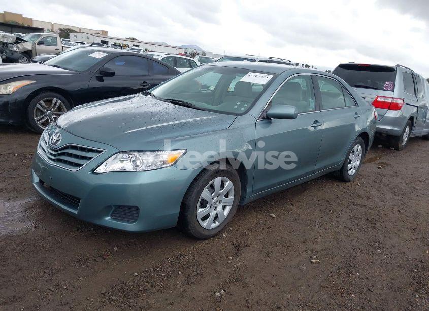Photo 2 of 2010 Toyota Camry LE (VIN 4T1BF3EK9AU517838)