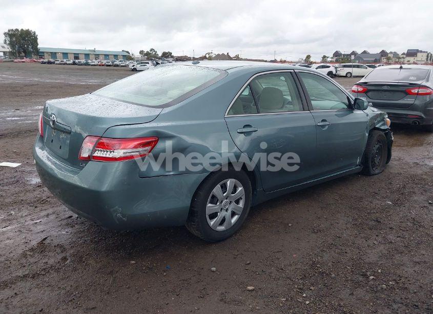 Photo 4 of 2010 Toyota Camry LE (VIN 4T1BF3EK9AU517838)