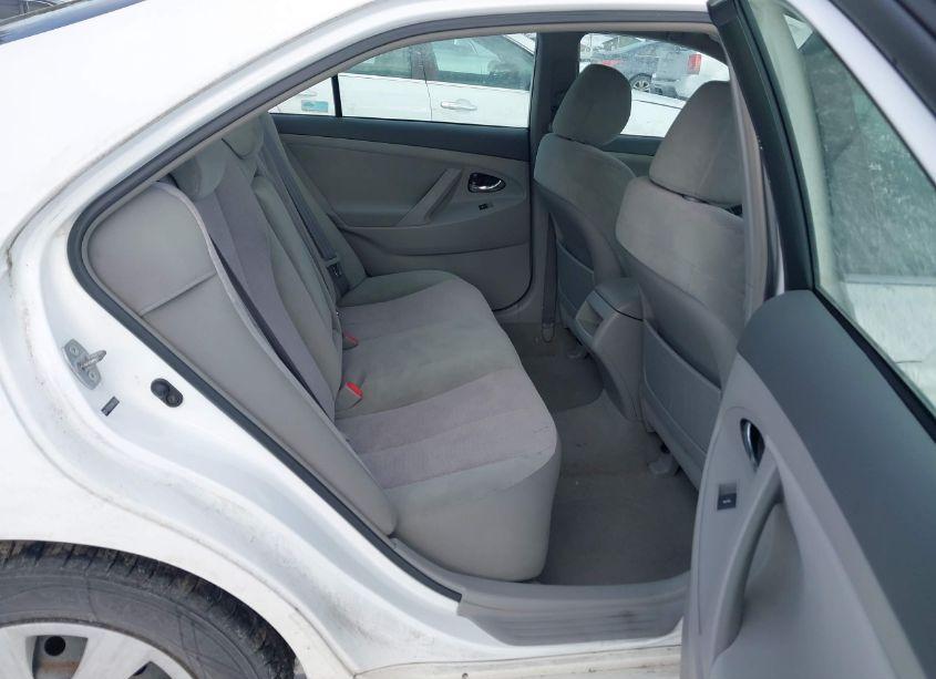 Photo 8 of 2010 Toyota Camry LE (VIN 4T1BF3EK9AU519783)