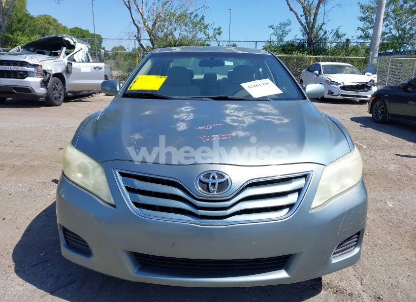 Photo 13 of 2010 Toyota Camry LE (VIN 4T1BF3EK9AU550113)