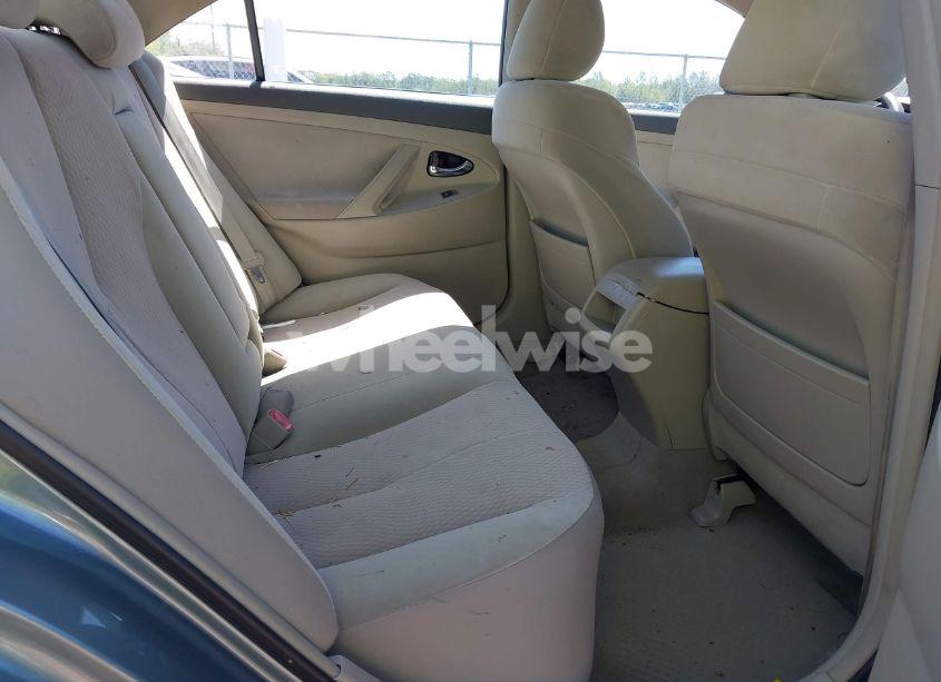 Photo 8 of 2010 Toyota Camry LE (VIN 4T1BF3EK9AU550113)