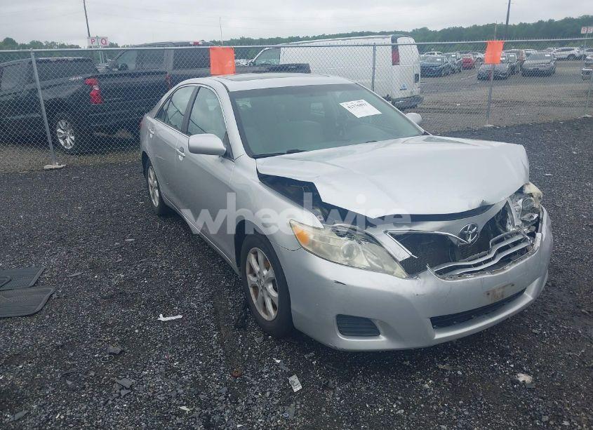 2010 Toyota Camry LE/SE/XLE (VIN 4T1BF3EK9AU554307) main photo