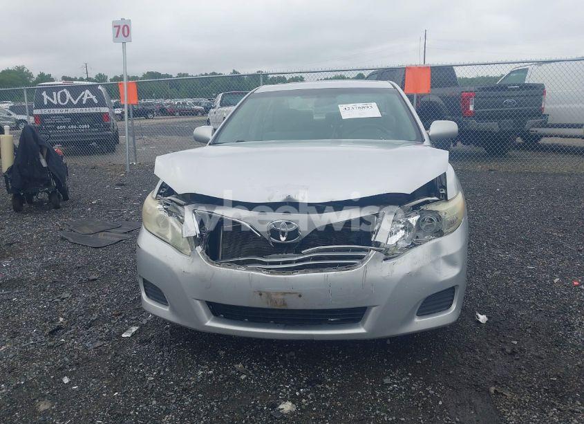 Photo 12 of 2010 Toyota Camry LE/SE/XLE (VIN 4T1BF3EK9AU554307)