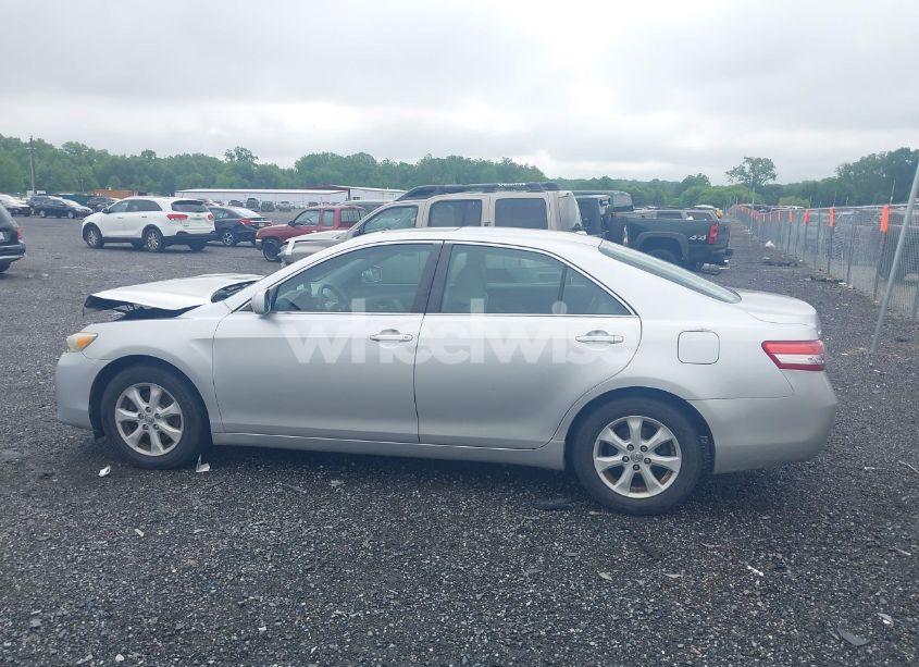 Photo 14 of 2010 Toyota Camry LE/SE/XLE (VIN 4T1BF3EK9AU554307)