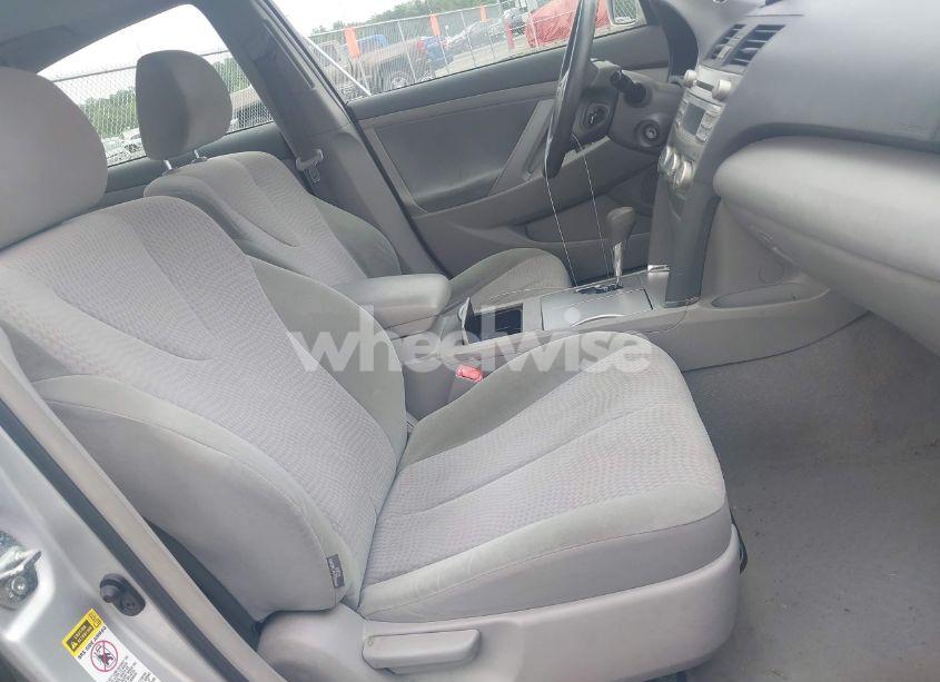 Photo 5 of 2010 Toyota Camry LE/SE/XLE (VIN 4T1BF3EK9AU554307)