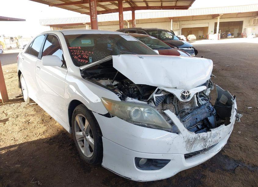 2010 Toyota Camry SE (VIN 4T1BF3EK9AU554999) main photo