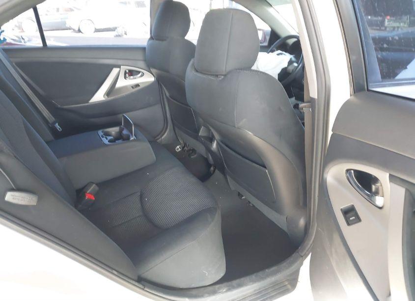 Photo 8 of 2010 Toyota Camry SE (VIN 4T1BF3EK9AU554999)