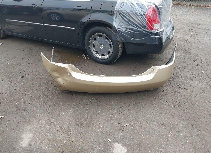 Photo 12 of 2010 Toyota Camry LE (VIN 4T1BF3EK9AU571611)