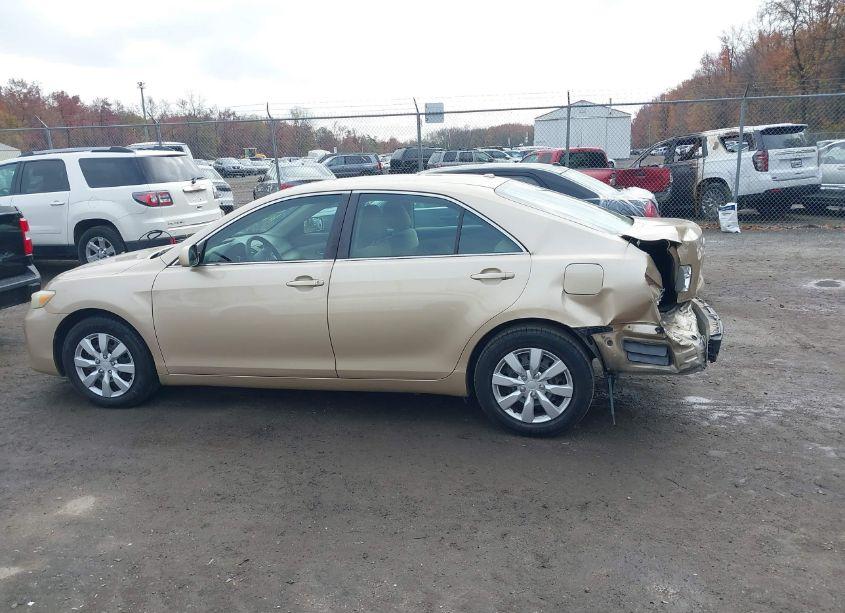 Photo 15 of 2010 Toyota Camry LE (VIN 4T1BF3EK9AU571611)