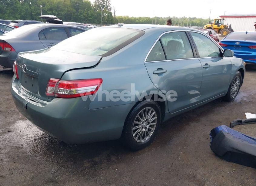 Photo 4 of 2010 Toyota Camry LE (VIN 4T1BF3EK9AU576601)