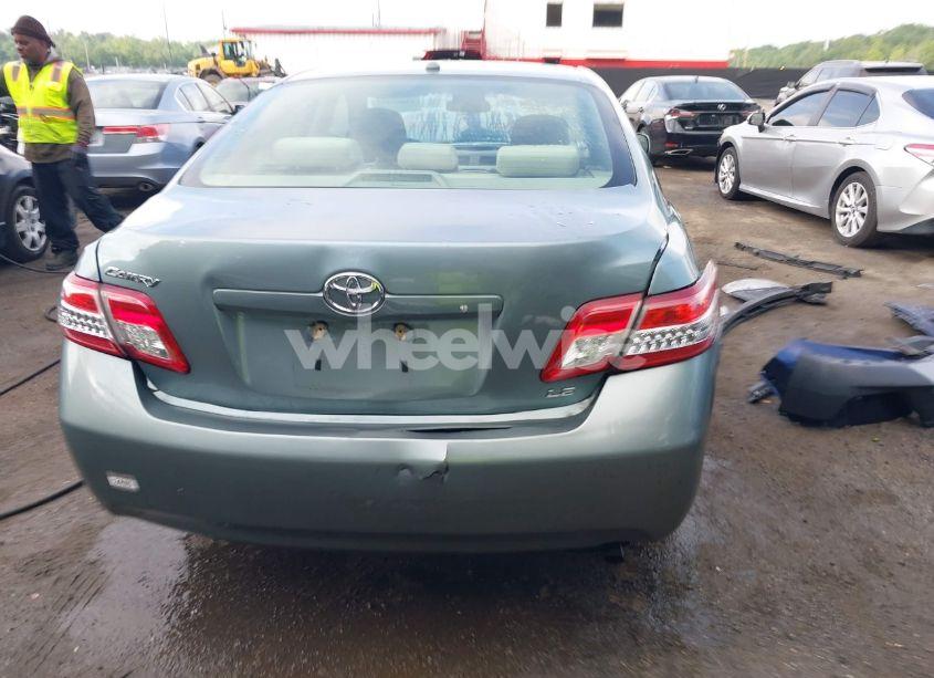 Photo 6 of 2010 Toyota Camry LE (VIN 4T1BF3EK9AU576601)