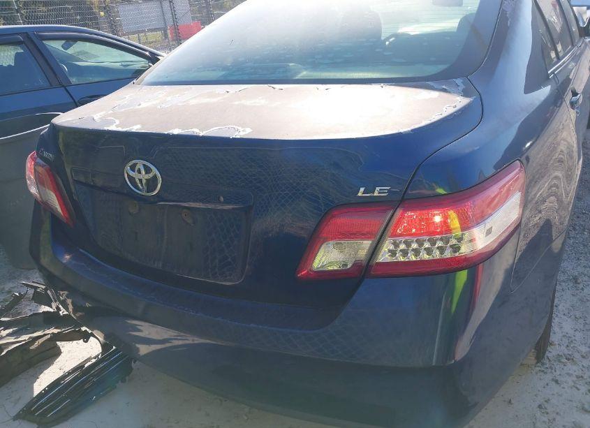 Photo 17 of 2010 Toyota Camry LE (VIN 4T1BF3EK9AU577134)