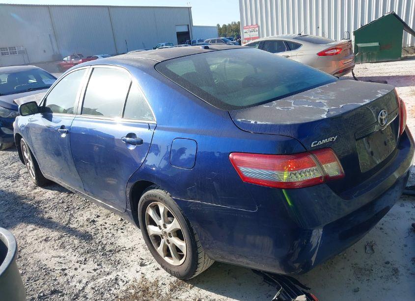 Photo 3 of 2010 Toyota Camry LE (VIN 4T1BF3EK9AU577134)