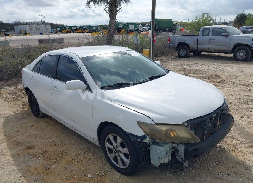 2010 Toyota Camry (VIN 4T1BF3EK9AU577232) main photo