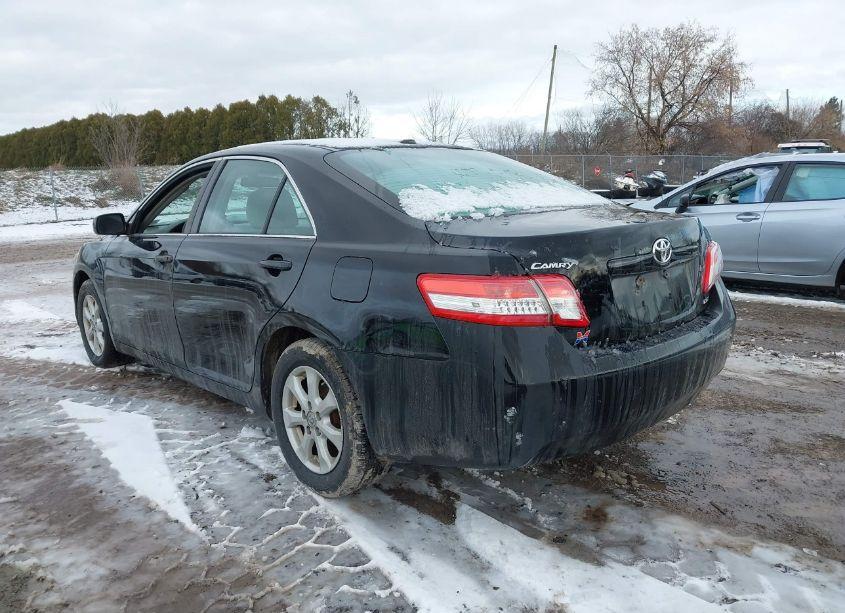 Photo 3 of 2011 Toyota Camry LE (VIN 4T1BF3EK9BU122060)