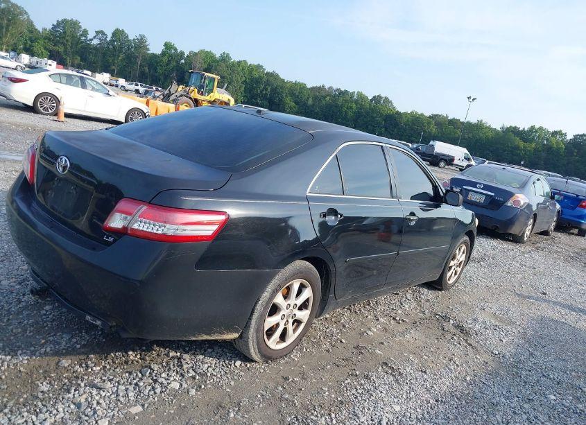 Photo 4 of 2011 Toyota Camry LE (VIN 4T1BF3EK9BU131213)