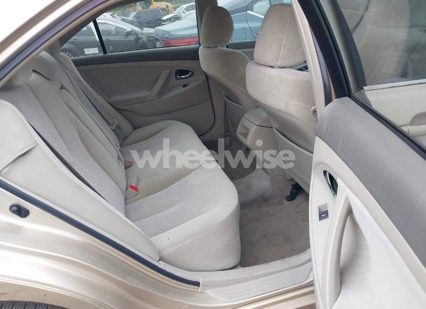 Photo 8 of 2011 Toyota Camry LE (VIN 4T1BF3EK9BU140509)