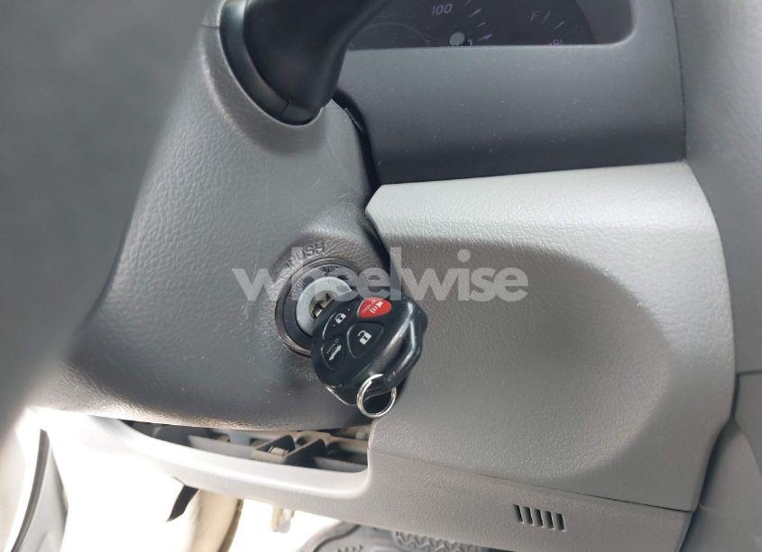 Photo 11 of 2011 Toyota Camry LE (VIN 4T1BF3EK9BU148285)