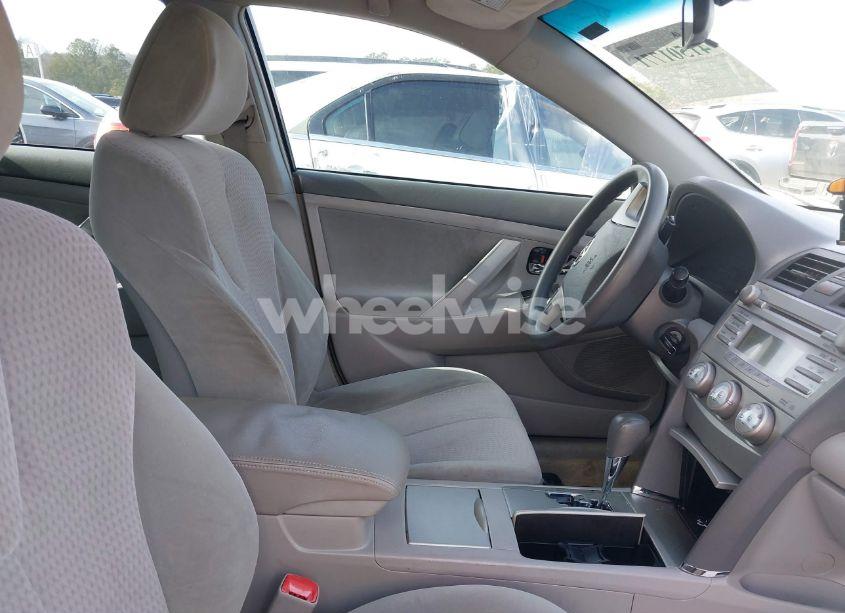 Photo 5 of 2011 Toyota Camry LE (VIN 4T1BF3EK9BU148285)