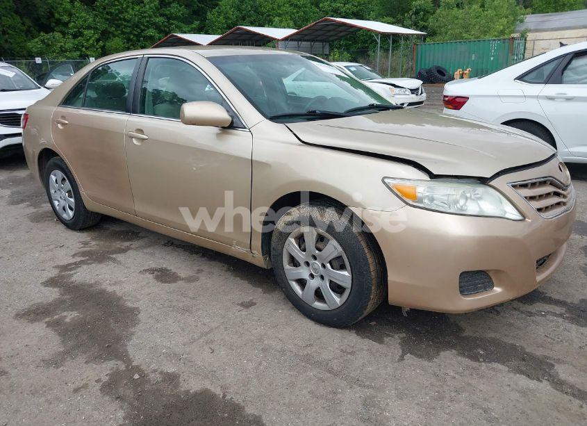 2011 Toyota Camry SE/LE/XLE (VIN 4T1BF3EK9BU151364) main photo