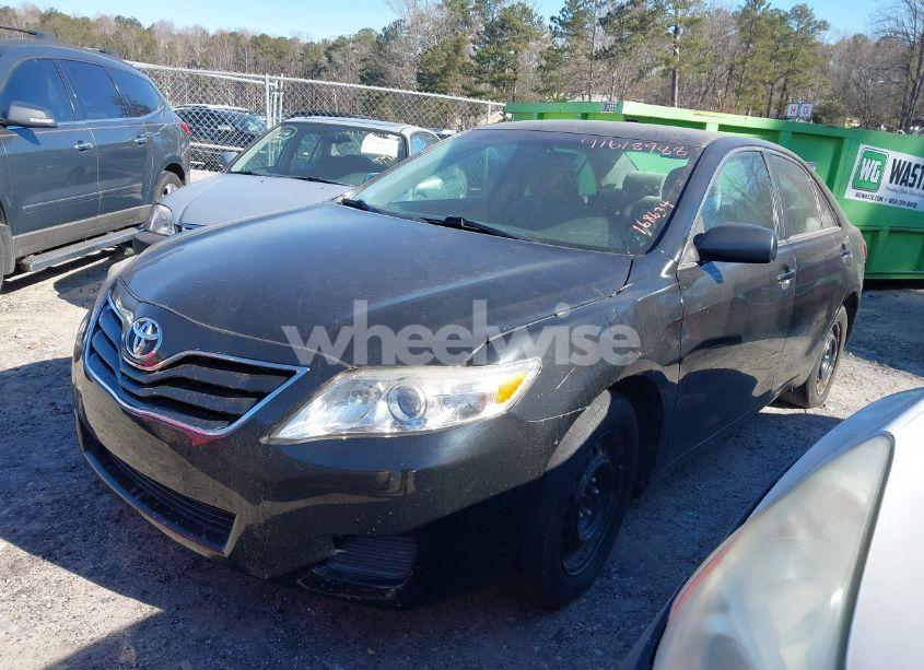 Photo 2 of 2011 Toyota Camry LE (VIN 4T1BF3EK9BU168634)