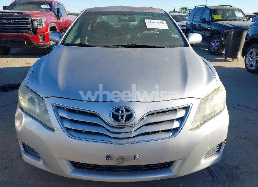 Photo 6 of 2011 Toyota Camry LE (VIN 4T1BF3EK9BU175888)