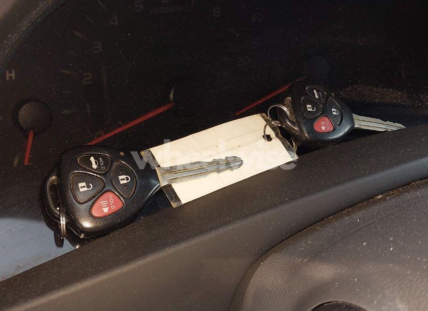 Photo 11 of 2011 Toyota Camry LE (VIN 4T1BF3EK9BU180413)