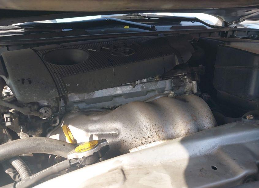 Photo 10 of 2011 Toyota Camry LE (VIN 4T1BF3EK9BU182033)