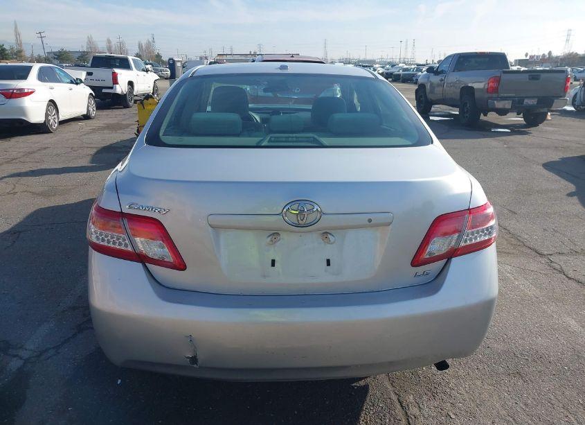 Photo 16 of 2011 Toyota Camry LE (VIN 4T1BF3EK9BU182033)