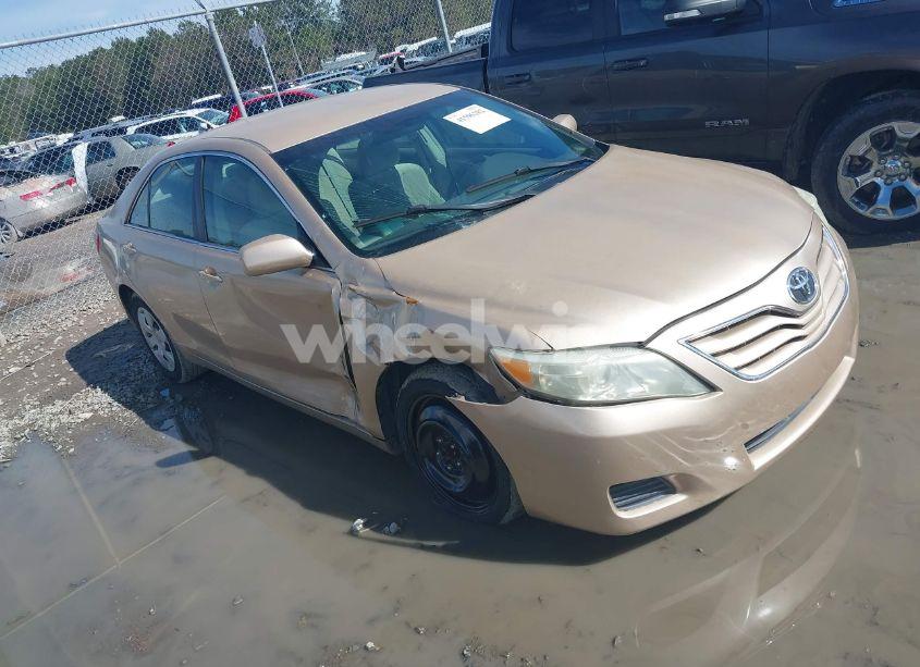 2011 Toyota Camry (VIN 4T1BF3EK9BU196756) main photo
