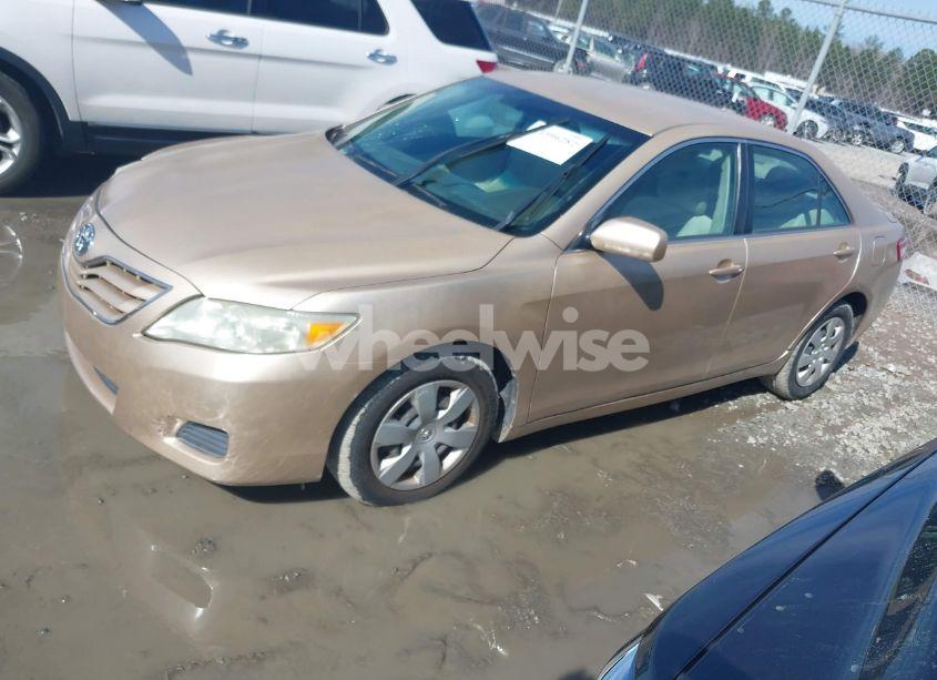 Photo 2 of 2011 Toyota Camry (VIN 4T1BF3EK9BU196756)