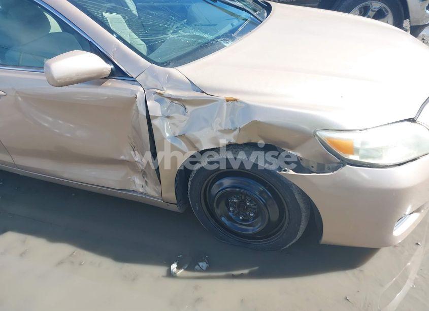 Photo 6 of 2011 Toyota Camry (VIN 4T1BF3EK9BU196756)