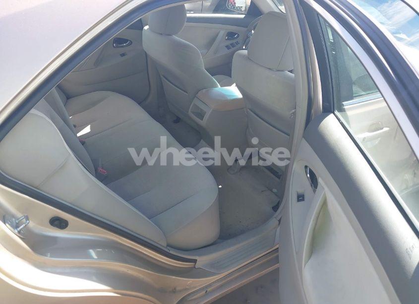 Photo 8 of 2011 Toyota Camry (VIN 4T1BF3EK9BU196756)