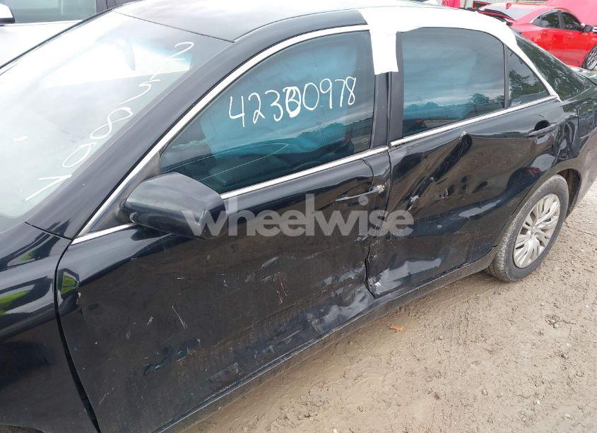 Photo 6 of 2011 Toyota Camry LE (VIN 4T1BF3EK9BU215807)