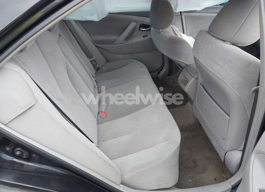 Photo 8 of 2011 Toyota Camry LE (VIN 4T1BF3EK9BU215807)