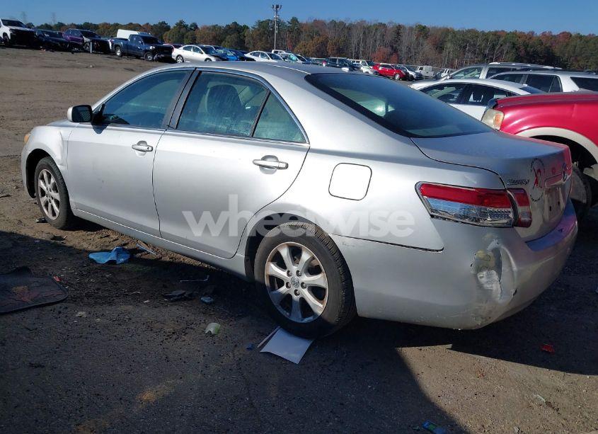 Photo 3 of 2011 Toyota Camry LE (VIN 4T1BF3EK9BU217332)
