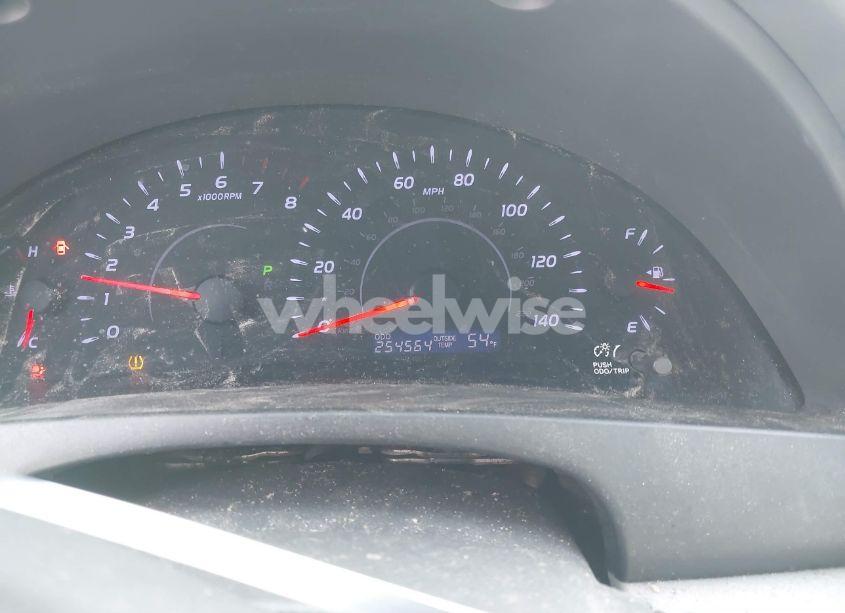 Photo 7 of 2011 Toyota Camry LE (VIN 4T1BF3EK9BU217332)