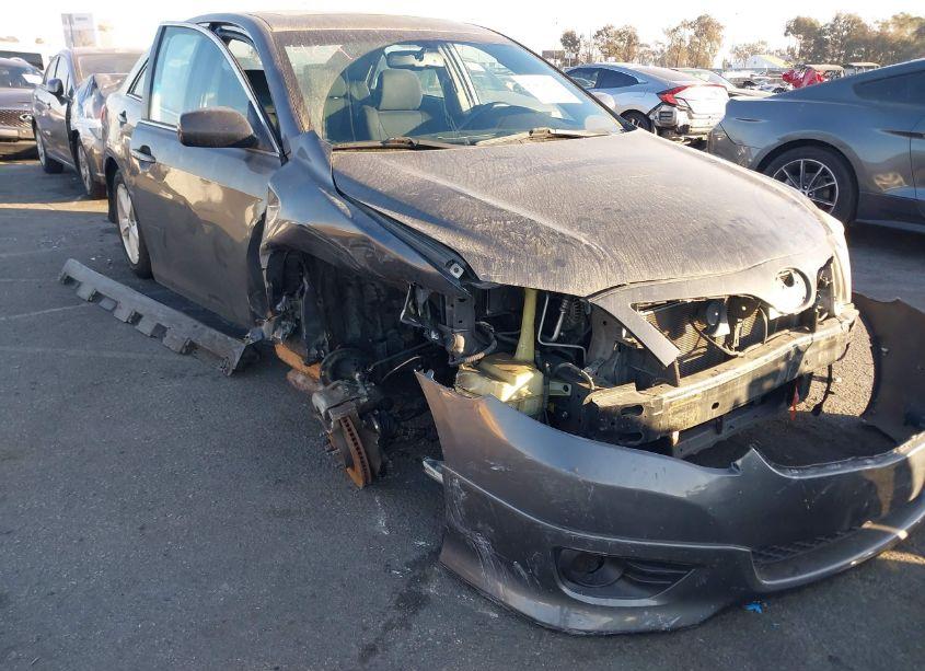 Photo 6 of 2011 Toyota Camry SE (VIN 4T1BF3EK9BU220103)