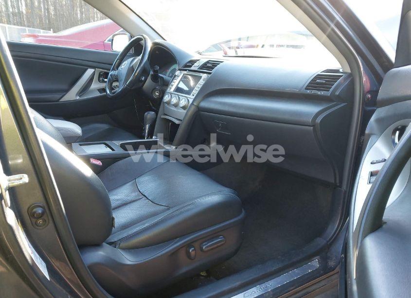 Photo 5 of 2011 Toyota Camry SE (VIN 4T1BF3EK9BU220571)