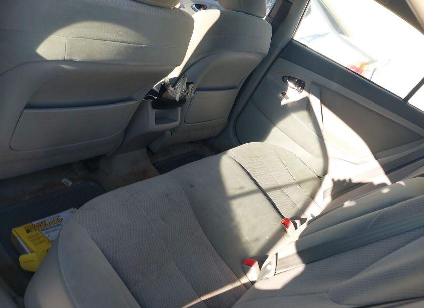 Photo 8 of 2011 Toyota Camry LE (VIN 4T1BF3EK9BU221672)