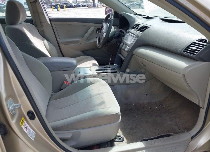 Photo 5 of 2011 Toyota Camry LE (VIN 4T1BF3EK9BU228511)