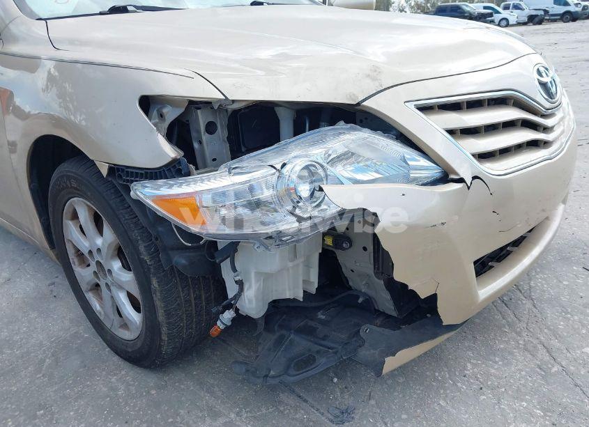 Photo 6 of 2011 Toyota Camry LE (VIN 4T1BF3EK9BU228511)