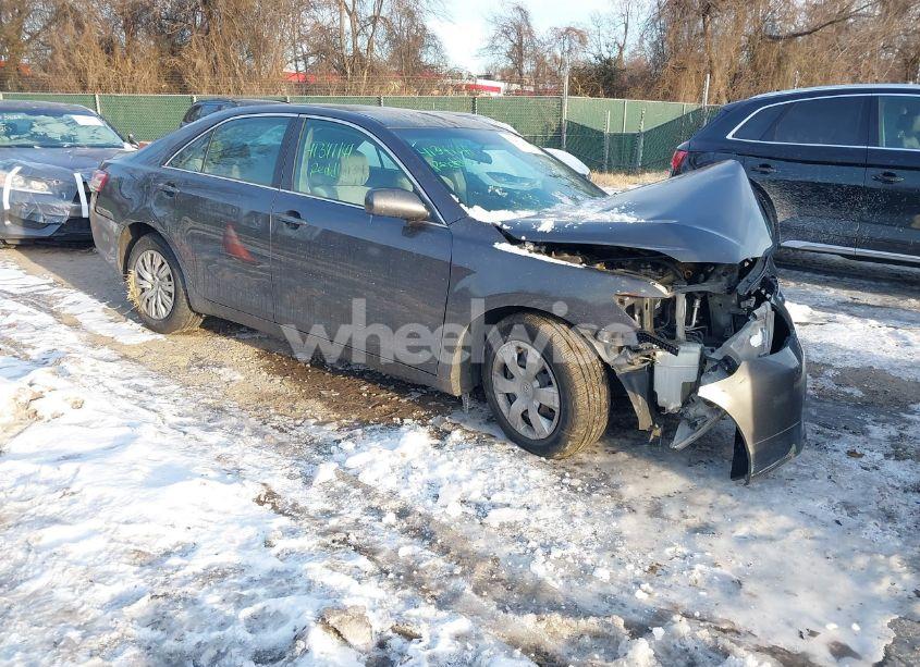 2011 Toyota Camry LE (VIN 4T1BF3EK9BU591164) main photo