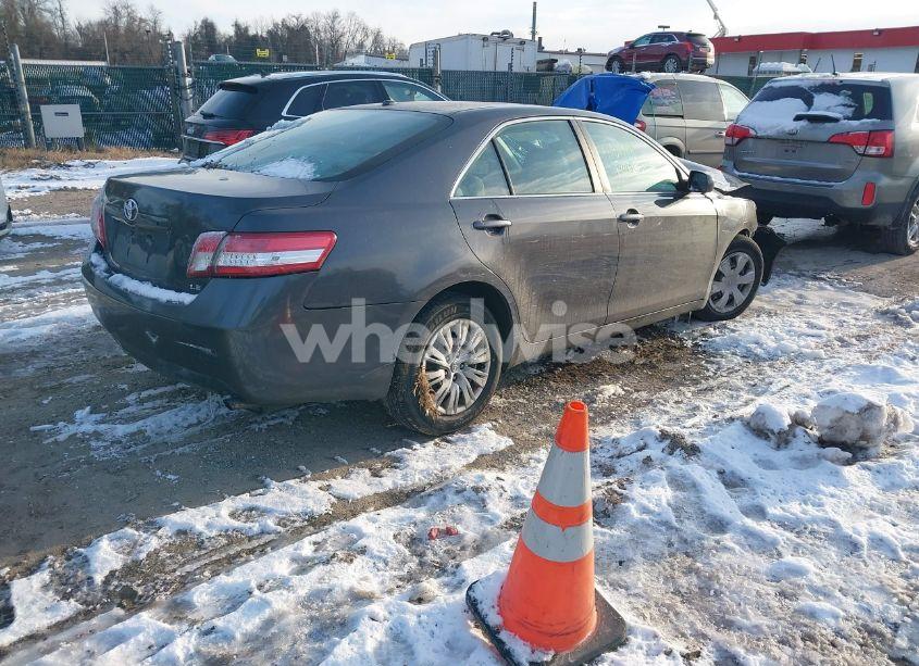 Photo 4 of 2011 Toyota Camry LE (VIN 4T1BF3EK9BU591164)